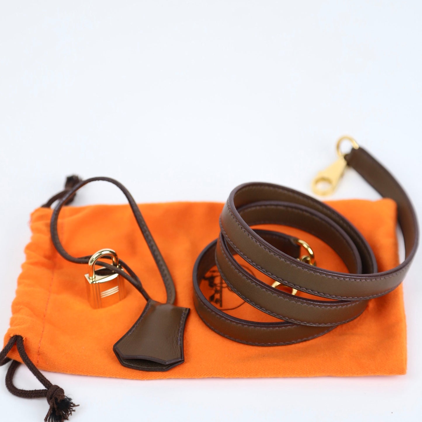 Hermes｜ Kelly 32  Handbag Barenia Vert Olive 2001