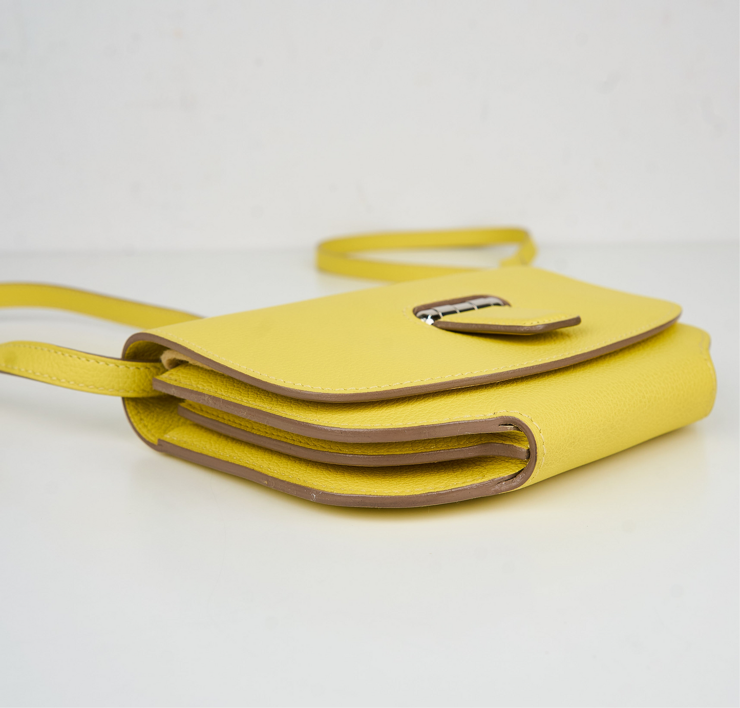 Hermes｜ Convoyeur shoulder bag  Lime Evercolor 2017