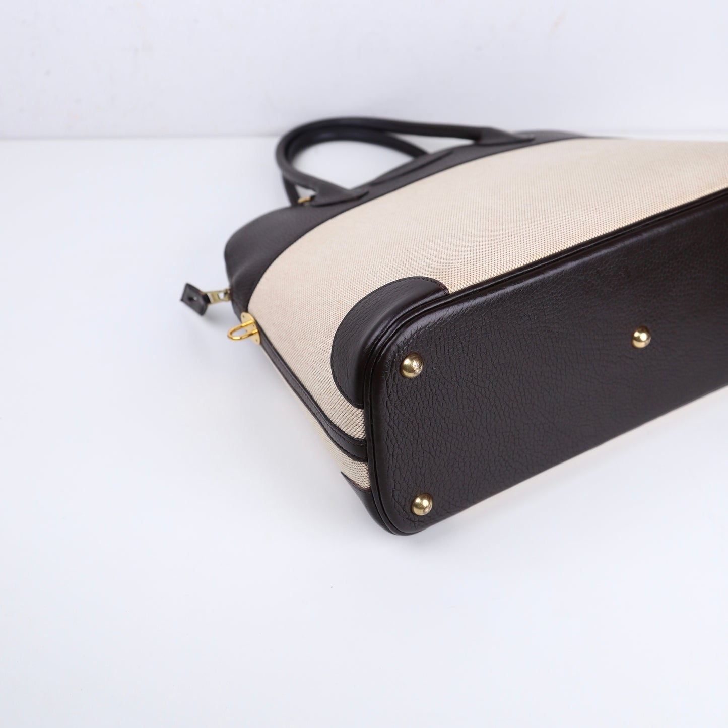 Hermès Bolide 35 2-way handbag in Ebene Taurillon Clemence and Toile,corner view 1
