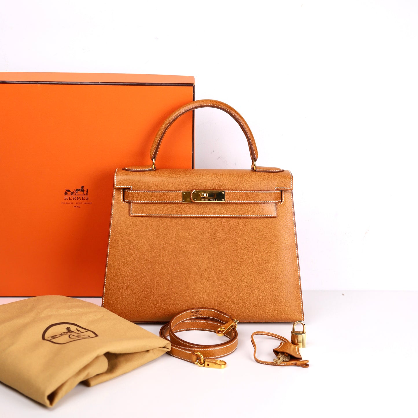 Hermes｜Kelly 28 Handbag Peau De Porc Gold 1994