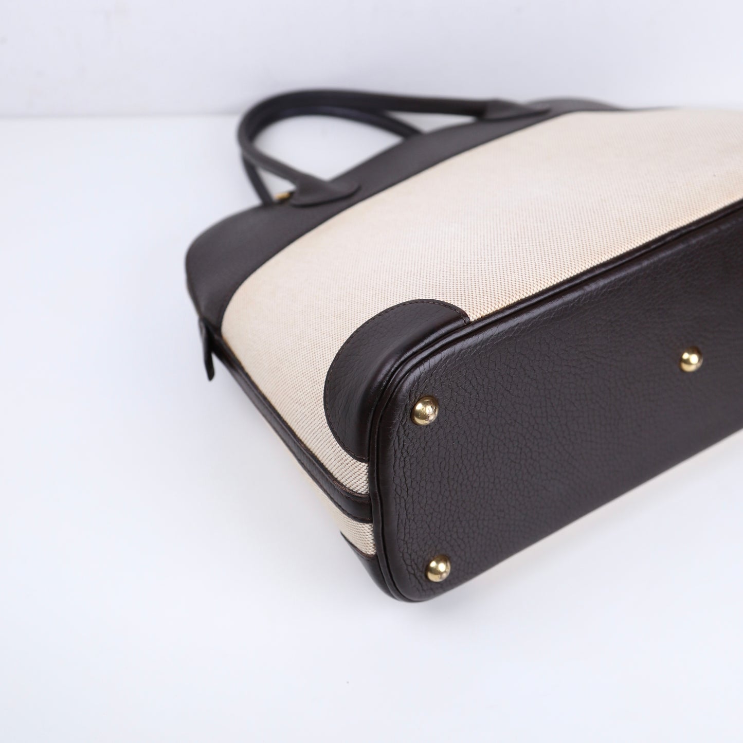 Hermès Bolide 35 2-way handbag in Ebene Taurillon Clemence and Toile,corner view 3
