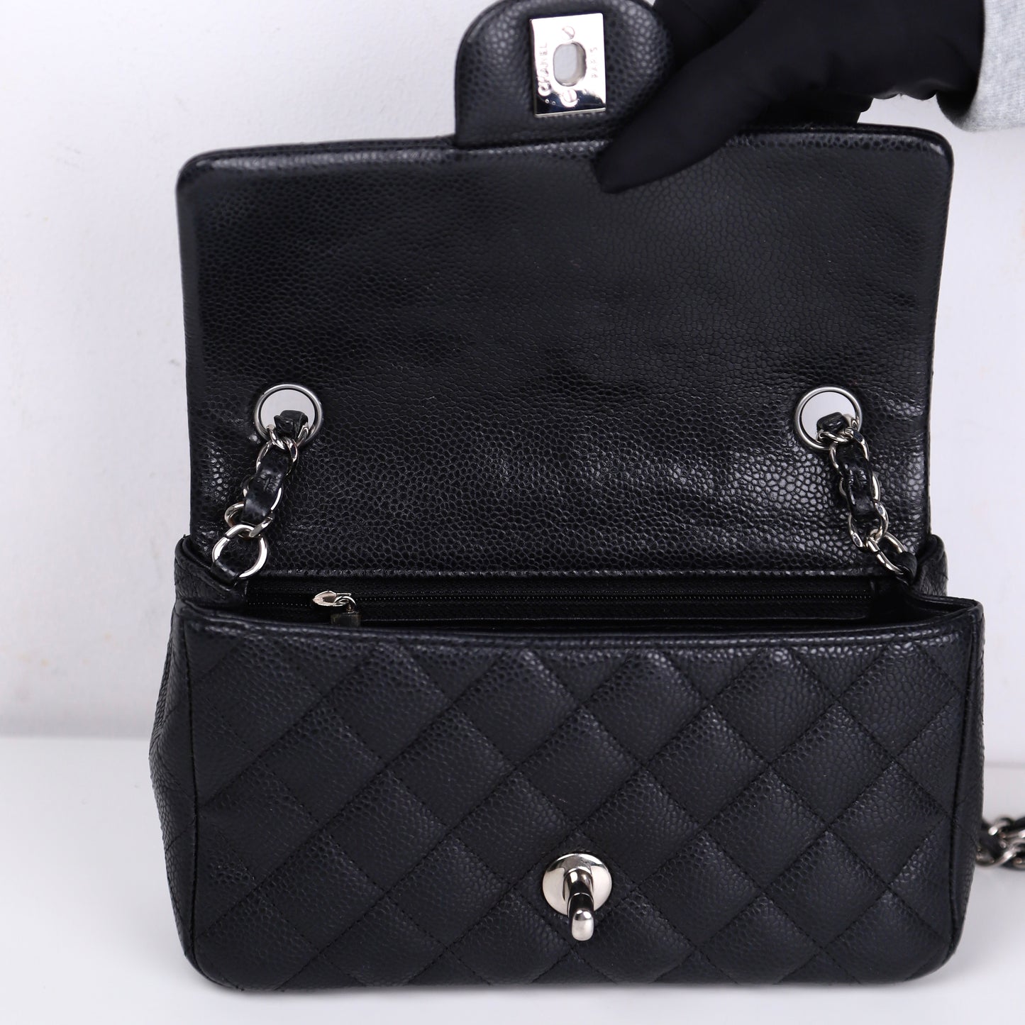 Chanel｜Classic Flap Mini Chain Shoulder bag Caviar Black