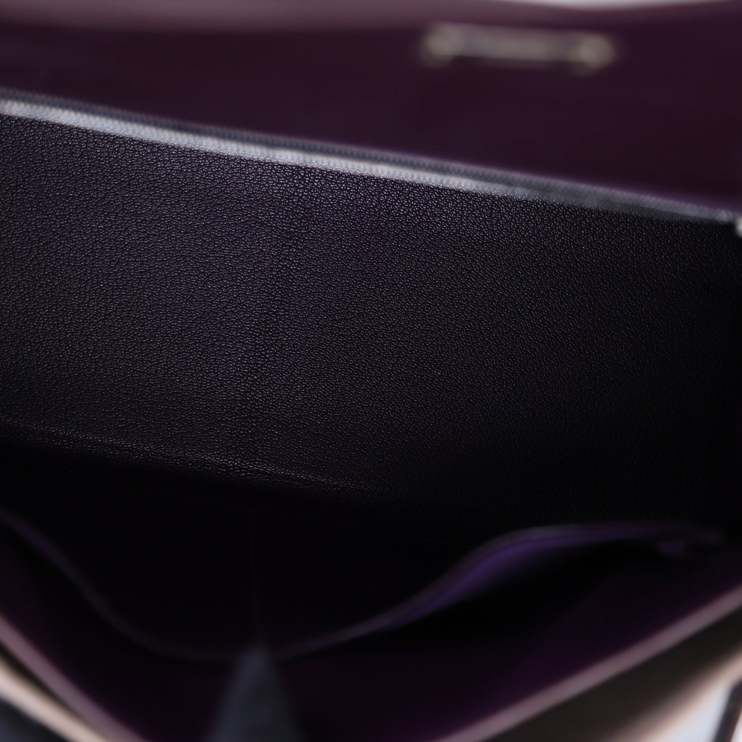 Hermes Kelly 32 Handbag  in Cassis Chevre/Coromandel 2002,inside