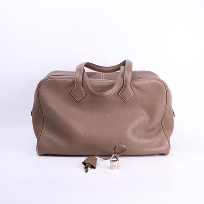 Hermes Victoria 35 Handbag in Taurillon Clemence Etoupe 2015,full view