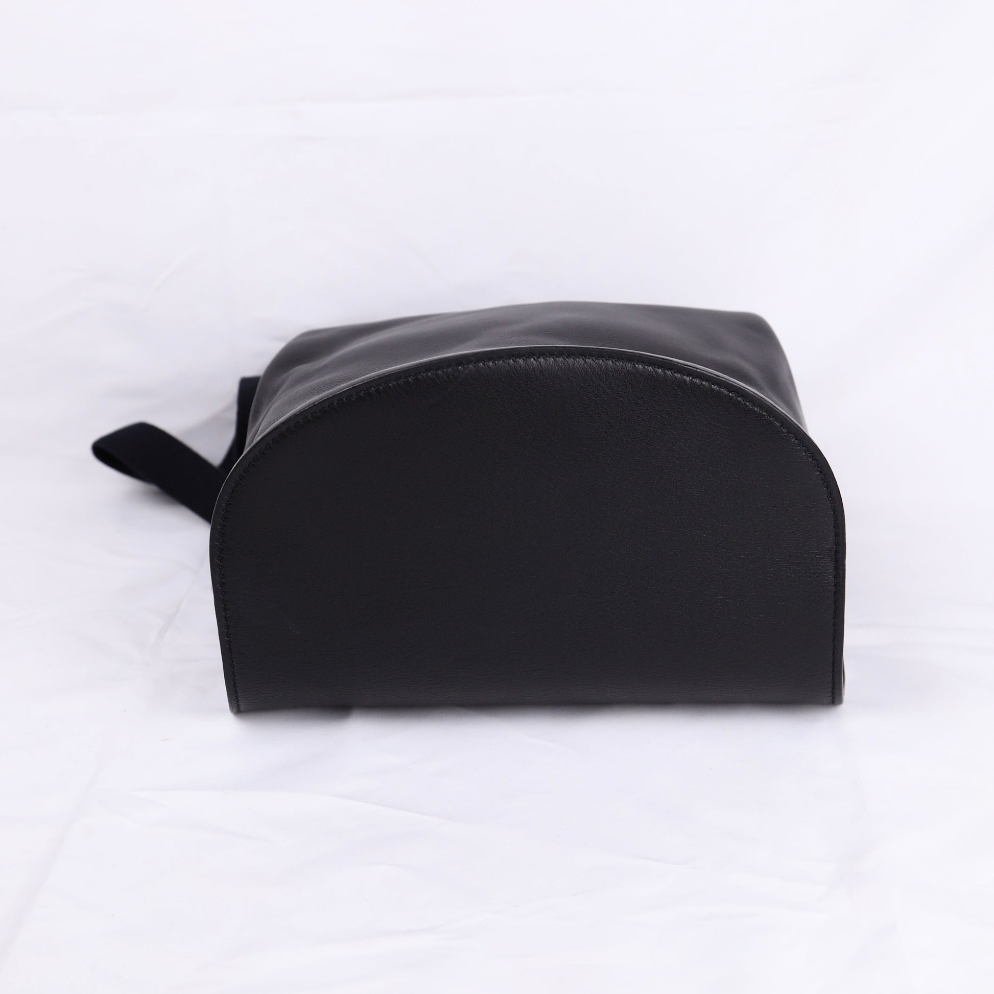 Hermes Sherpa PM Backpack in Gulliver Black 2001, bottom