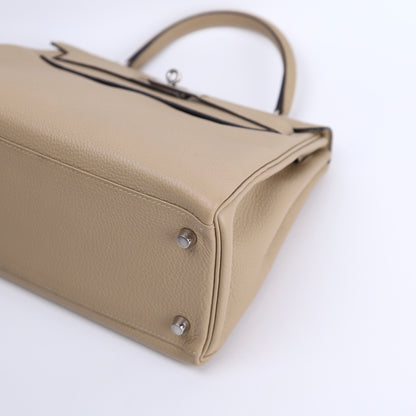Hermes Kelly 28 Handbag in Togo Trench 2017，corner2