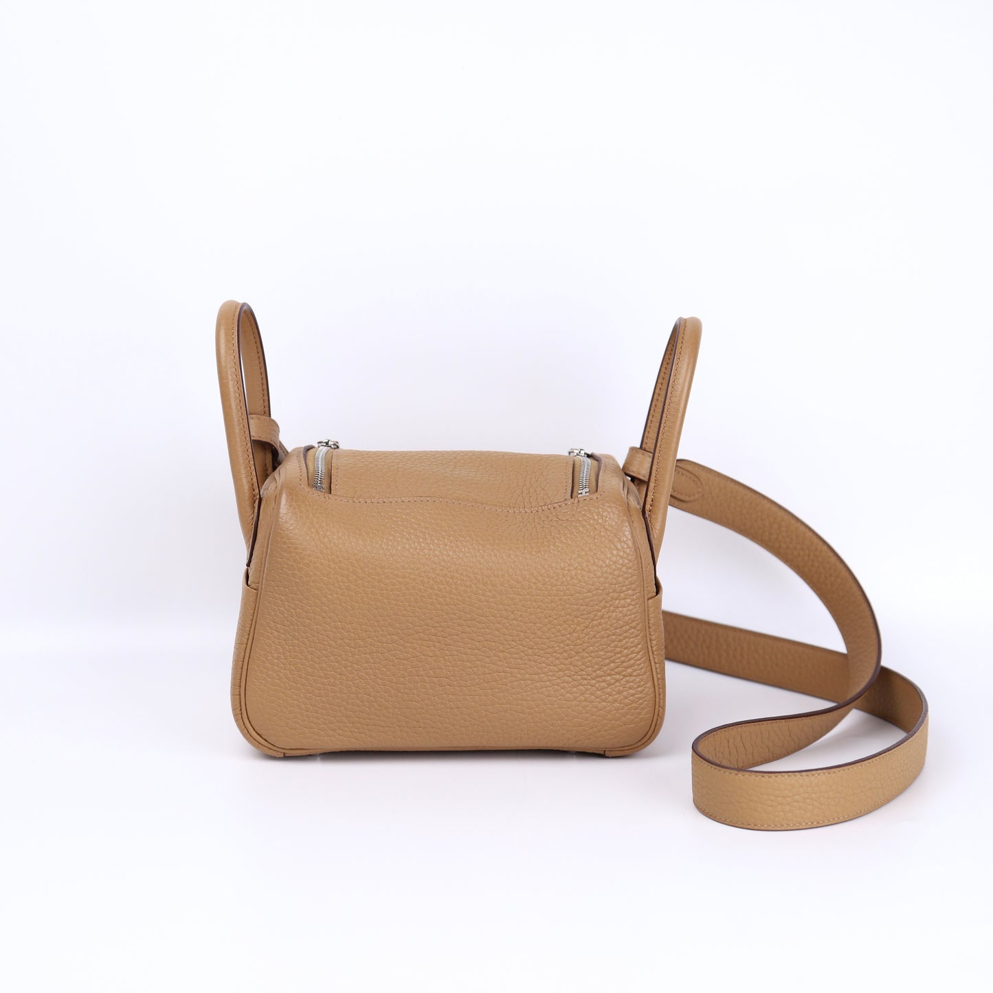 Hermes Lindy Mini in Biscuit Taurillon Clemence Shoulder Bag 2023, back view