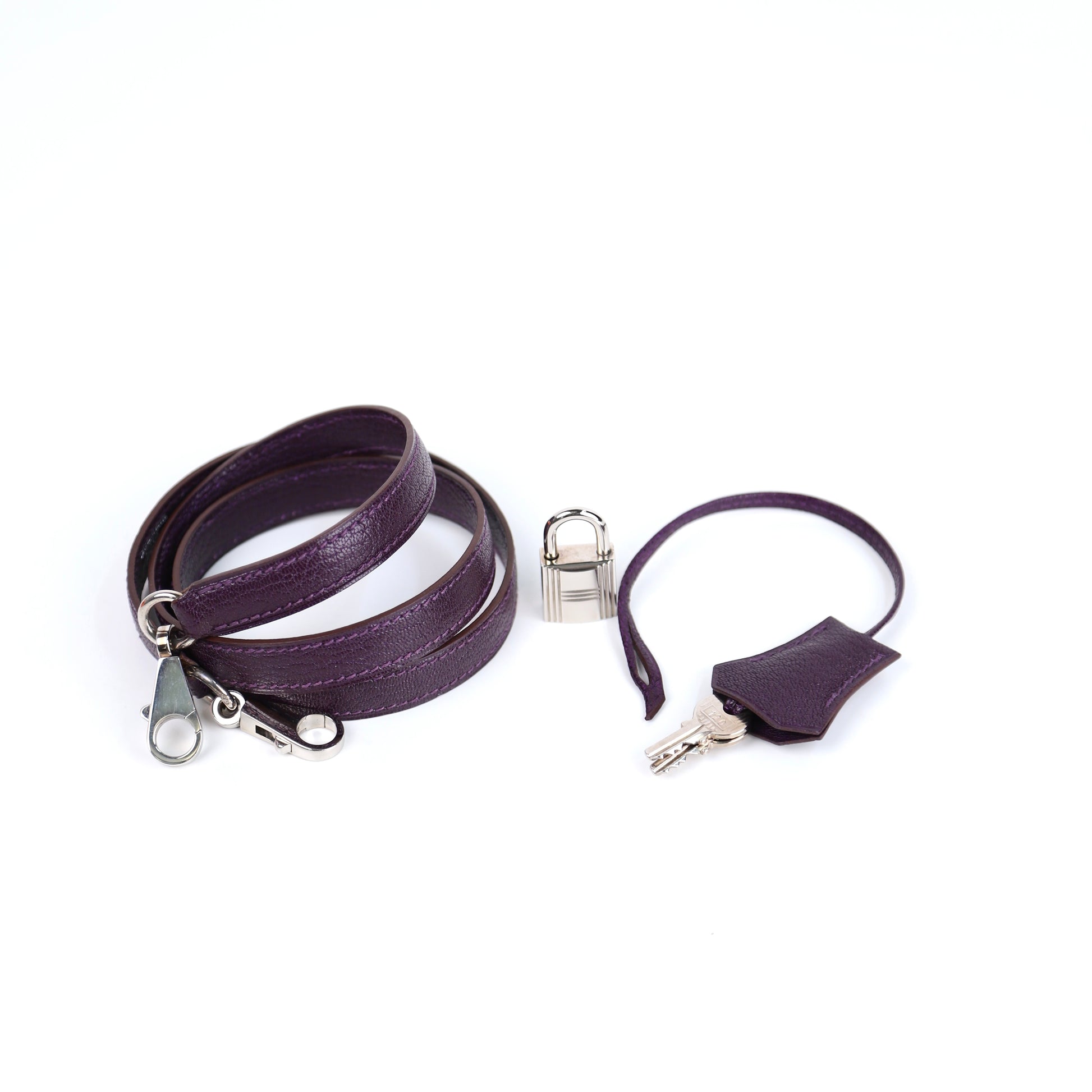 Hermes Kelly 32 Handbag  in Cassis Chevre/Coromandel 2002, shoulder strap ,cadena/clochette