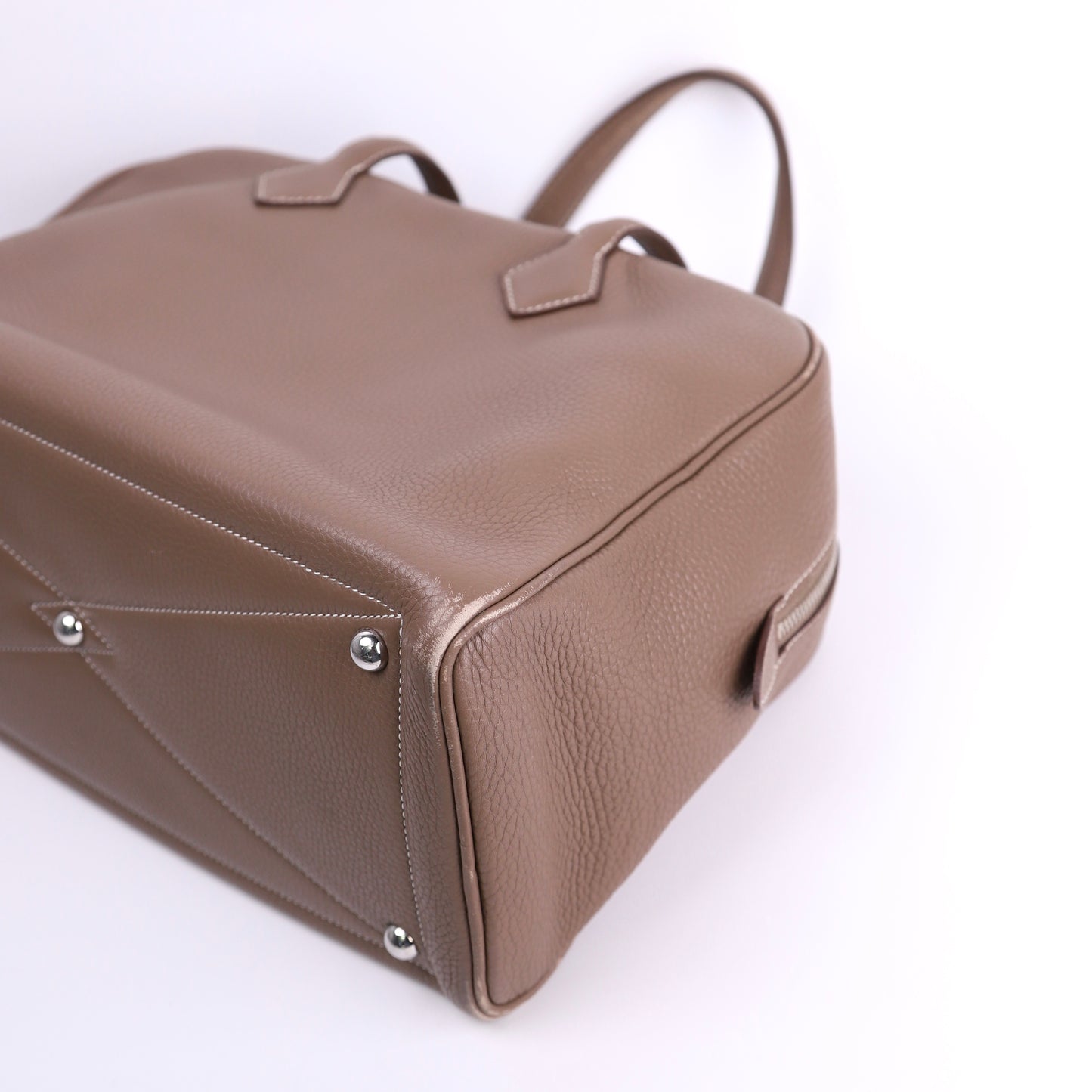 Hermes Victoria 35 Handbag in Taurillon Clemence Etoupe 2015,corner4
