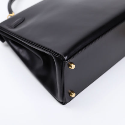 Hermes Kelly 32 Handbag in Box Calf Black 2000, corner3