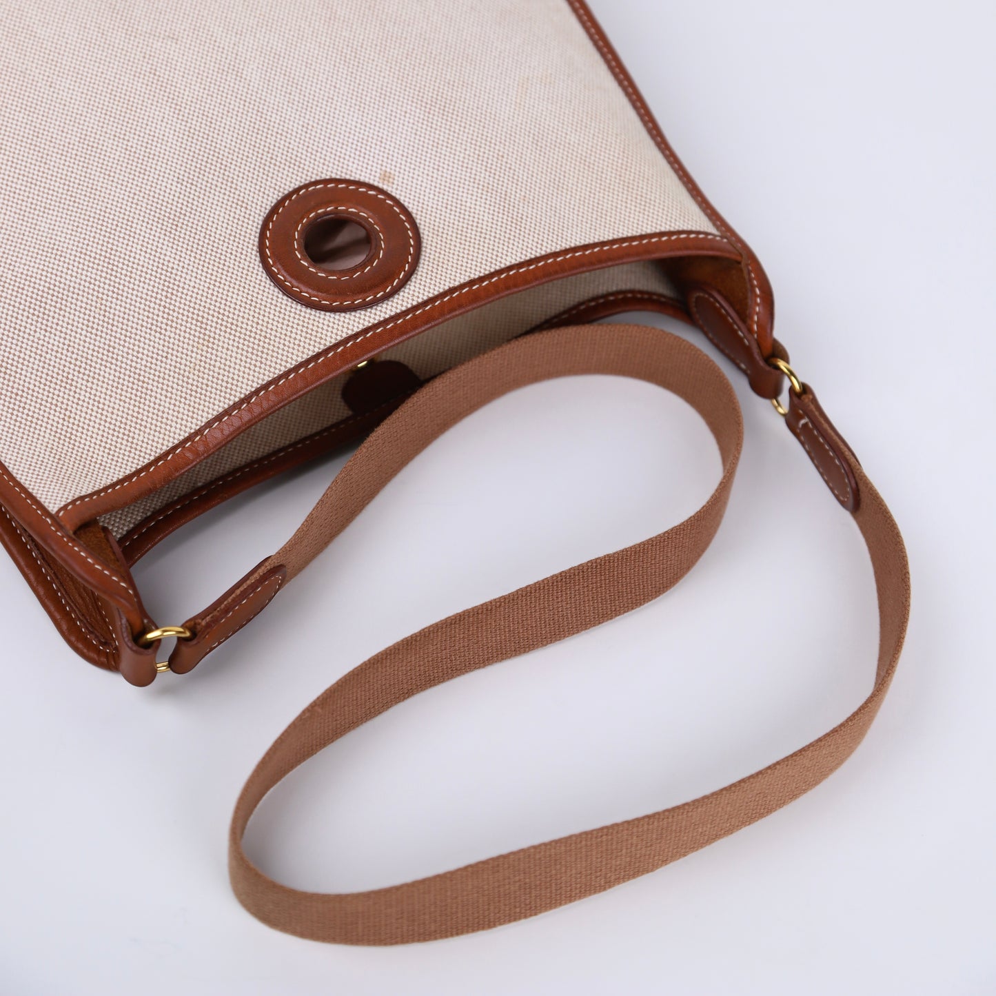 Hermès Vespa Shoulder Bag in Barenia/Toile Fauve 1996,shoulder strap