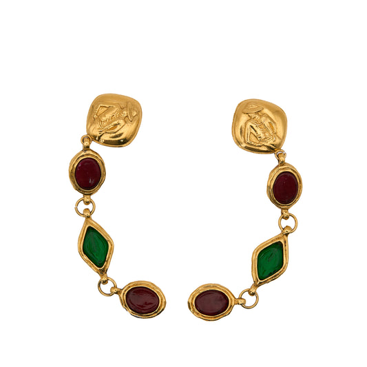 Chanel｜ Vintage Coco Portrait Gripoix Earring