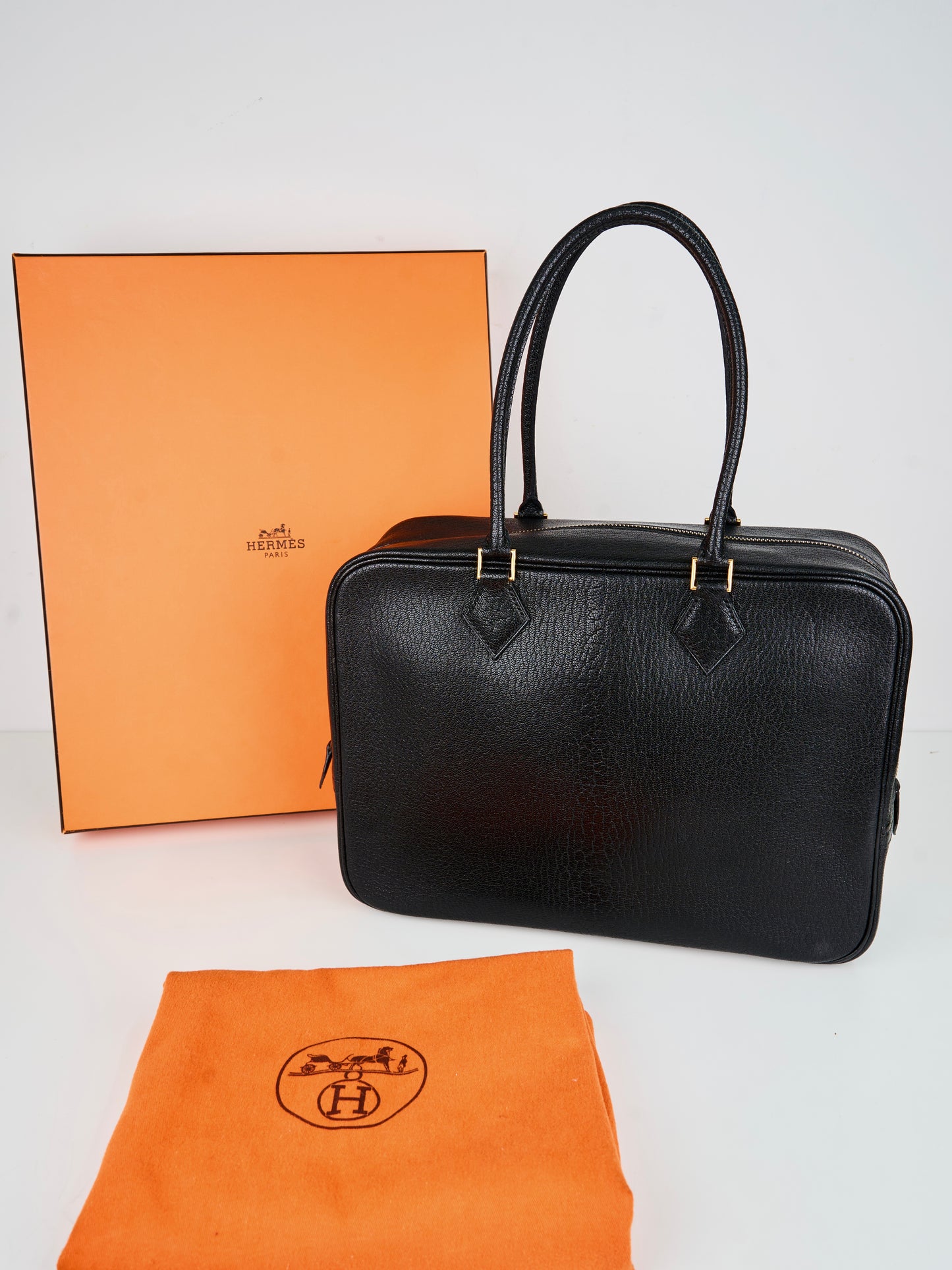 Hermes｜ Plume32 Black Coromandel Cherve
