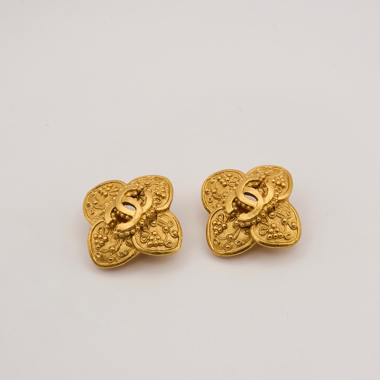 Chanel｜Vintage Coco Mark Earring  96A