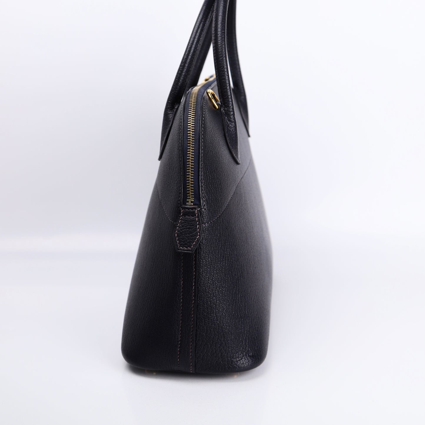 Hermes Bolide 31 in Chevre Bleu Indigo 2000, left side