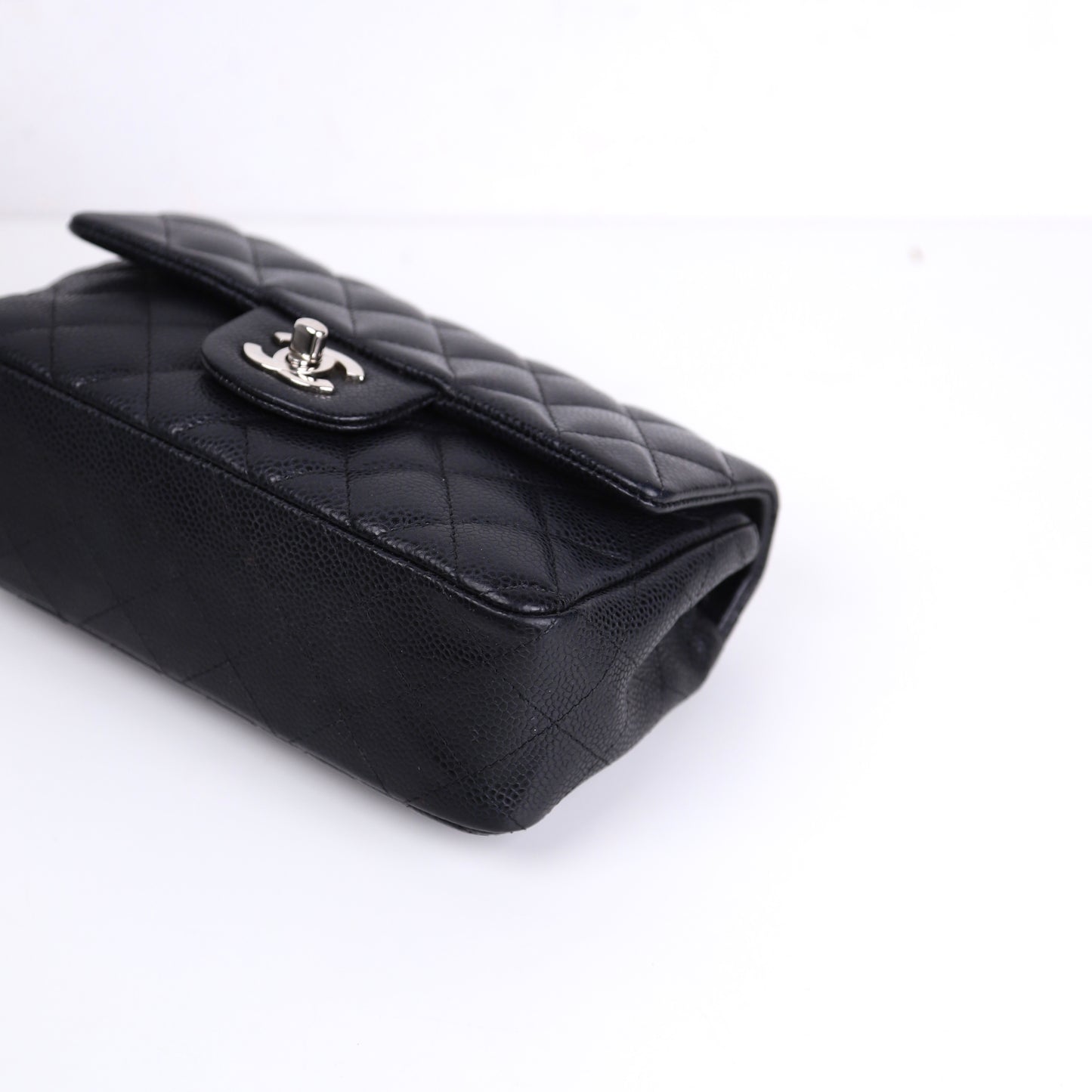 Chanel｜Classic Flap Mini Chain Shoulder bag Caviar Black