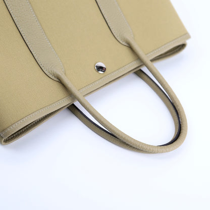 Hermes Garden Party TPM Handbag in  Poussiere Buffalo/Canvas 2022,handle