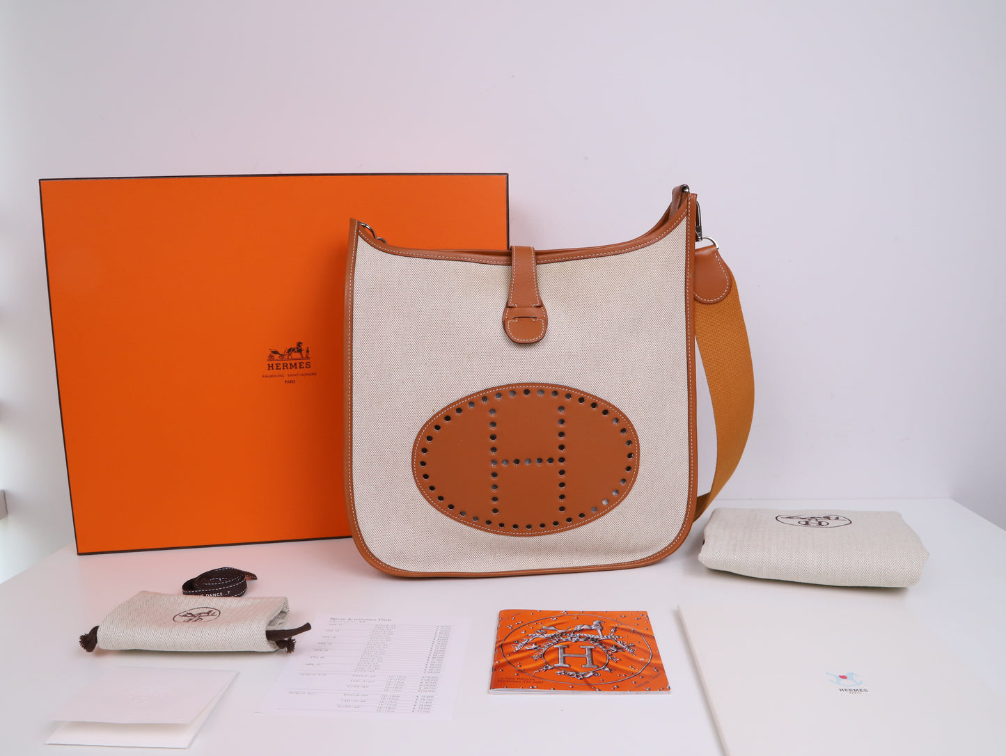 Hermes｜ Evelyne II GM Canvas Swift Gold