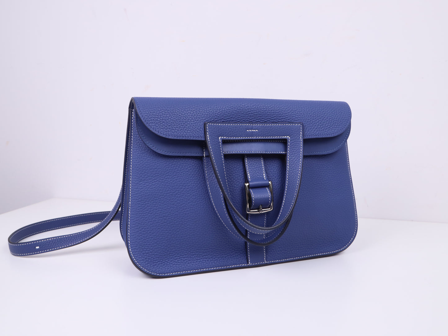 Hermes｜ Halzan 31 Shoulder bag Blue Saphir 2018 Taurriloon Clemence