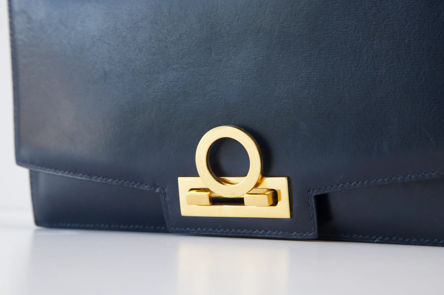 Hermes｜ Olympie Box Calf 1977 chain shoulder bag